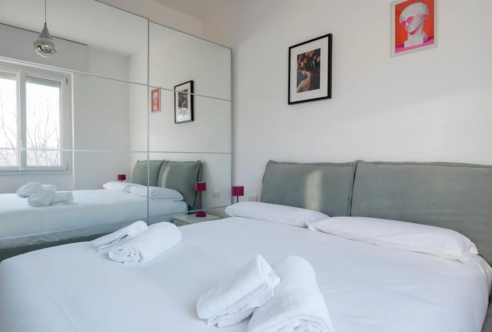 Apartament Loft Charme: Bilocale Con Balcone Mediolan